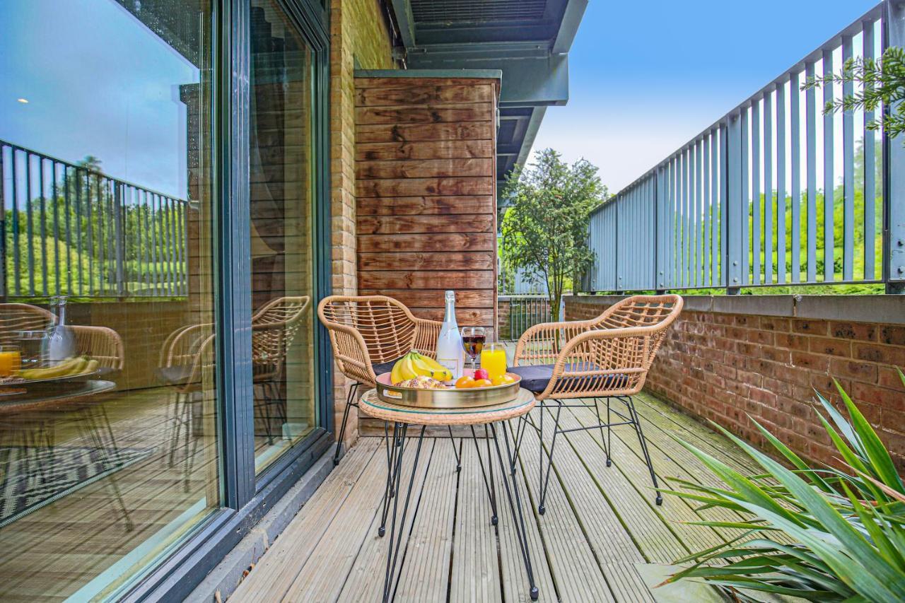 Campbell Park Apartment - City Centre - Free Parking, Balcony, Super-Fast Wifi And Smart Tv With Netflix By Yoko Property Milton Keynes Exterior photo