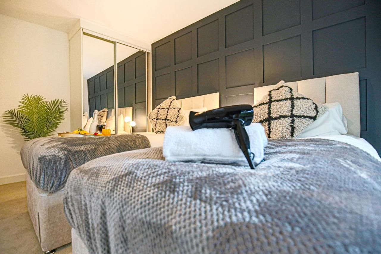 Campbell Park Apartment - City Centre - Free Parking, Balcony, Super-Fast Wifi And Smart Tv With Netflix By Yoko Property Milton Keynes Exterior photo